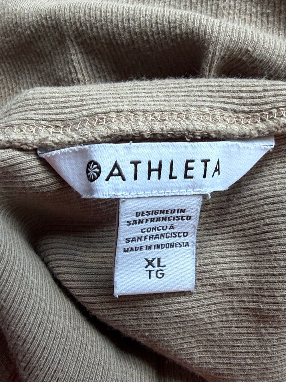Athleta Top - Picture 5 of 6